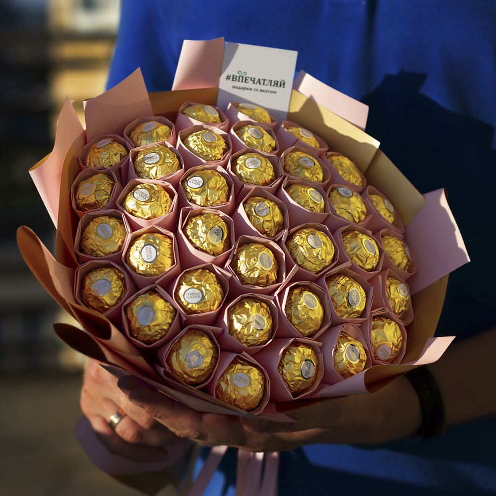 Букет из конфет "Ferrero Rocher"